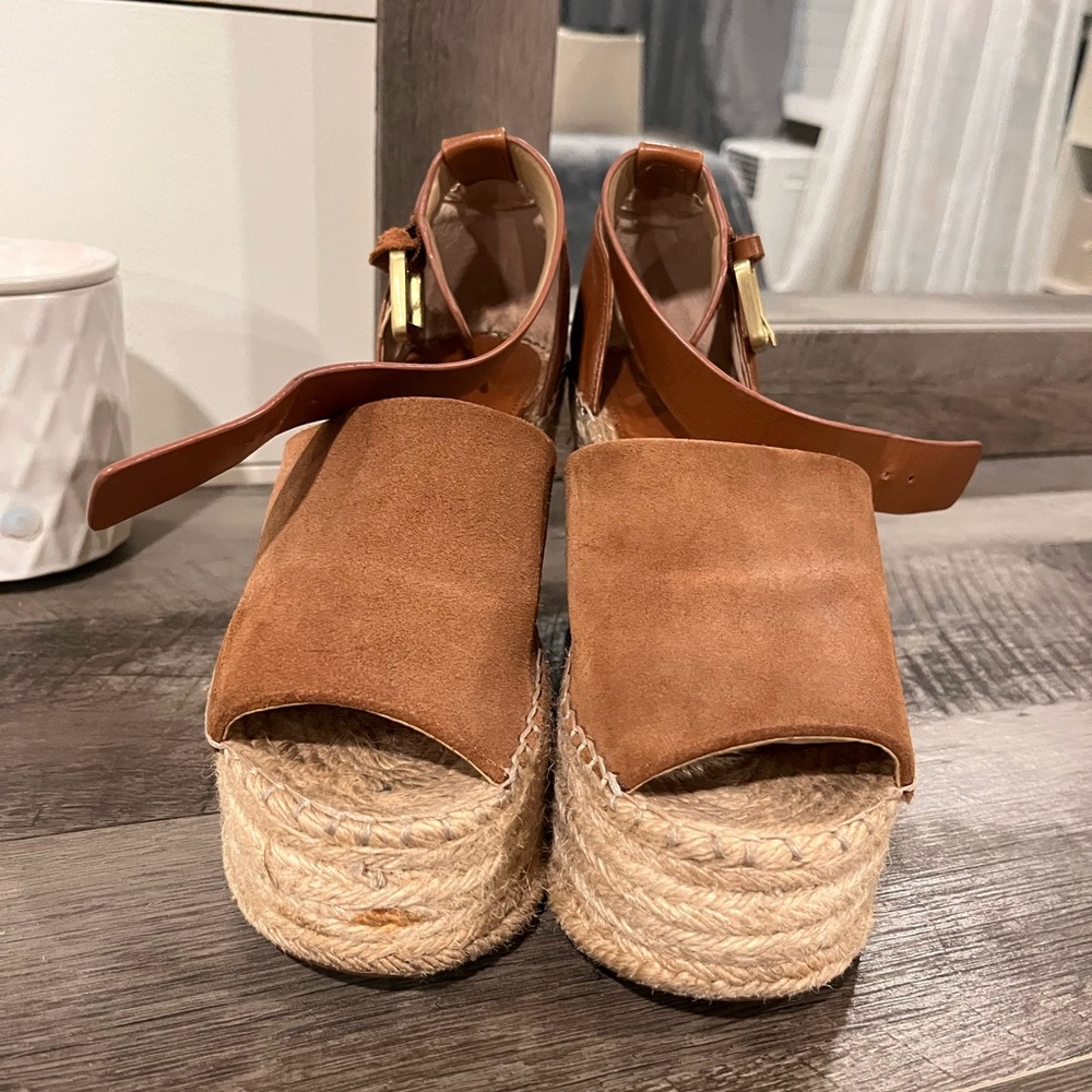 Marc Fishes Wedges